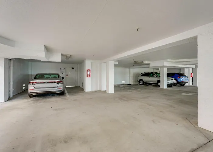 Ferienhaus Large Balcony & Water Views: Indian Shores Condo! *